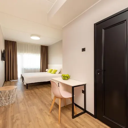 U11 & Hotell 3*